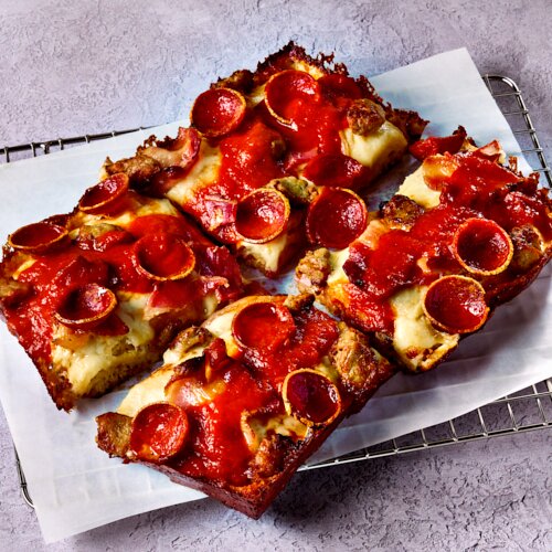Detroit Brick Pizza Co. | Pizza Delivery Near Me | Wonder