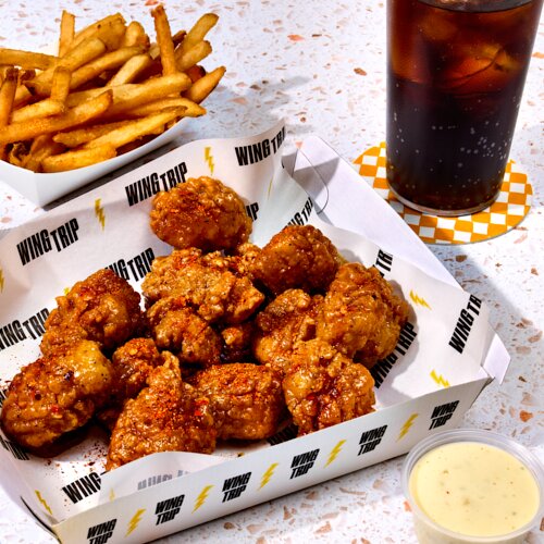 Photo of 12 Piece Wing Combo from Wing Trip